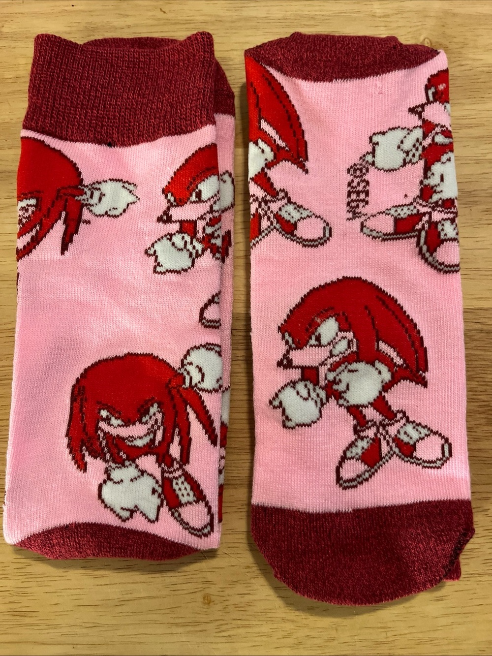 Knuckles Sonic Pattern Pink Crew Socks - Unisex Novelty Socks